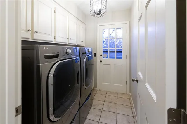 $629,950 | 9732 West 115th Street, Overland Park, KS 66210