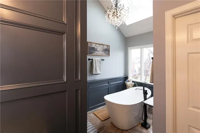 $629,950 | 9732 West 115th Street, Overland Park, KS 66210