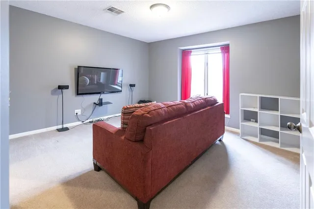 $629,950 | 9732 West 115th Street, Overland Park, KS 66210