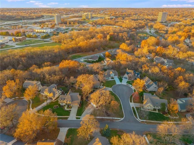 $629,950 | 9732 West 115th Street, Overland Park, KS 66210