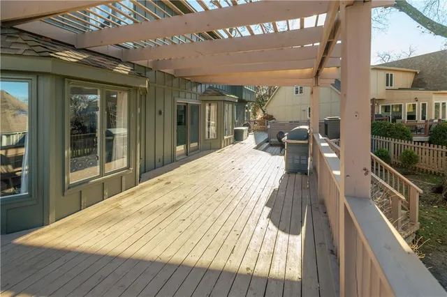 $629,950 | 9732 West 115th Street, Overland Park, KS 66210