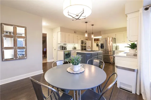 $629,950 | 9732 West 115th Street, Overland Park, KS 66210