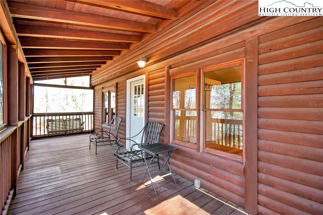 218 Doe Run Purlear, NC 28665 - Photo 3 of 47