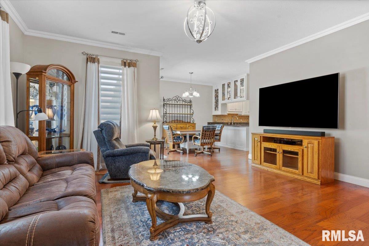 812 Longleaf Court Springfield, IL 62711 - Photo 3 of 31