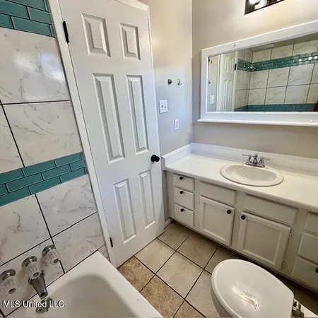 $1,600 | 2513 Calle Hermosa Street, Gautier, MS 39553