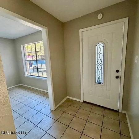 $1,600 | 2513 Calle Hermosa Street, Gautier, MS 39553