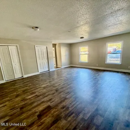 $1,600 | 2513 Calle Hermosa Street, Gautier, MS 39553