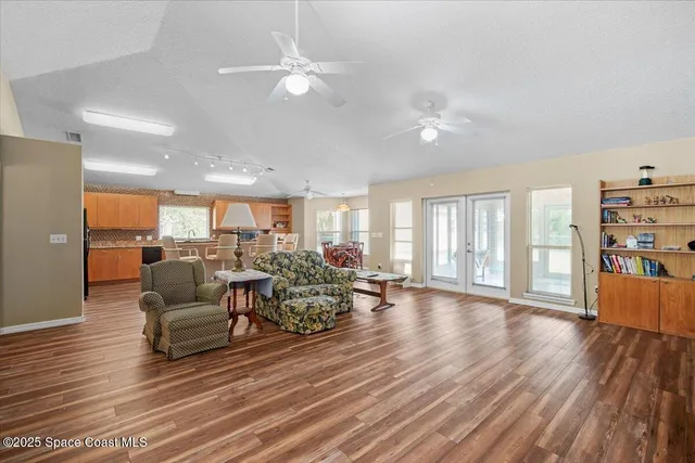 $639,500 | 4220 Robins Hill Court, Mims, FL 32754