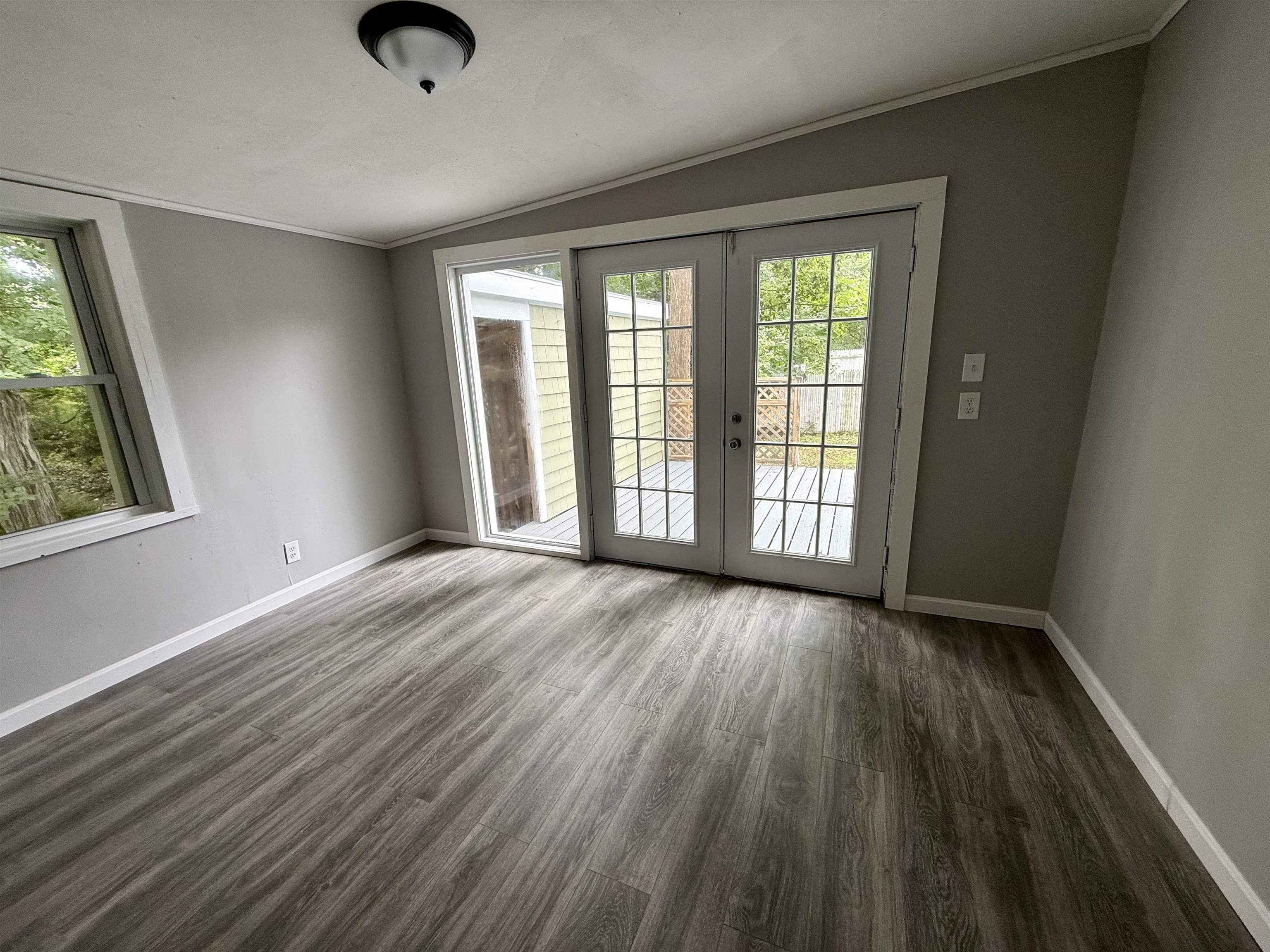 7 Colcord Pond Drive Exeter, NH 03833 - Photo 5 of 24 Gallery Image 5