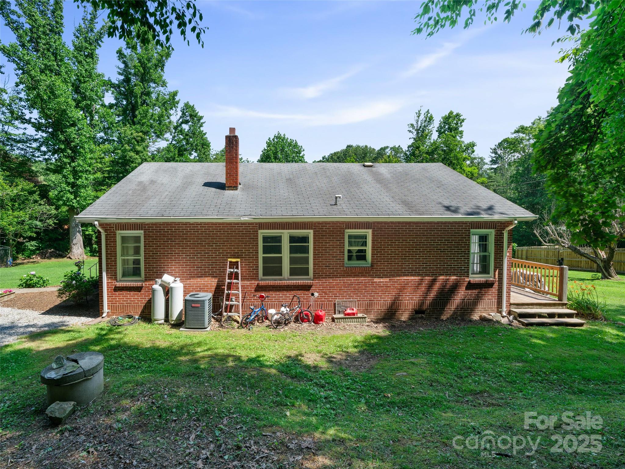 43 Jarrett Road Bakersville, NC 28705 - Photo 16 of 26 Gallery Image 16