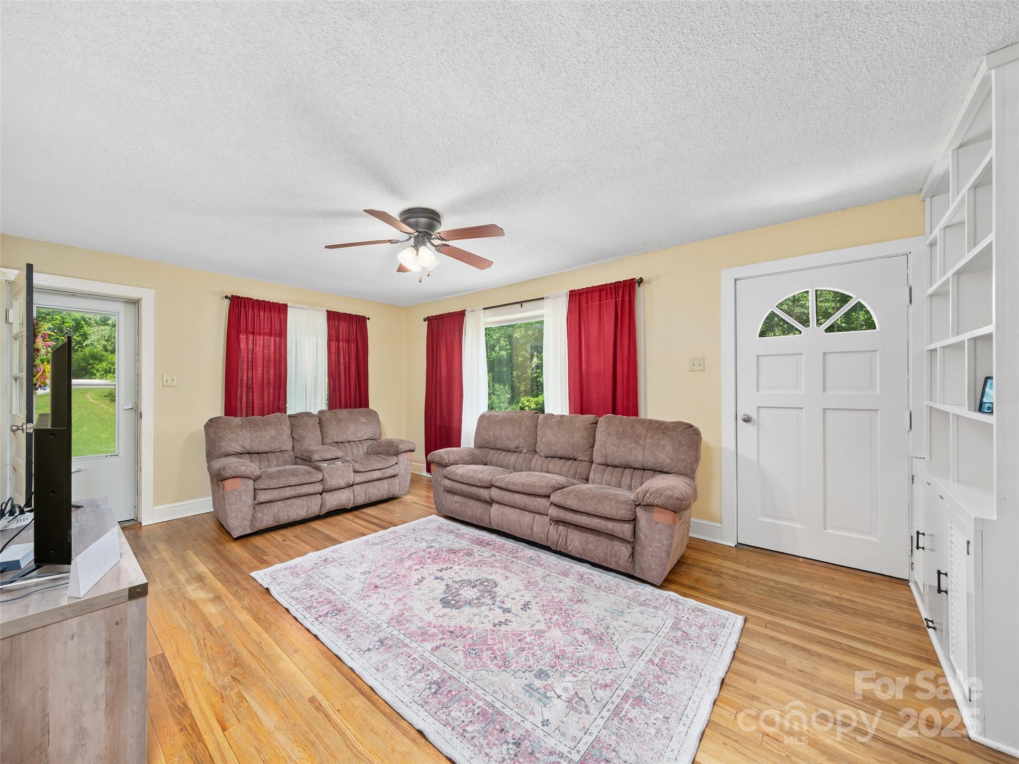43 Jarrett Road Bakersville, NC 28705 - Photo 2 of 26 Gallery Image 2