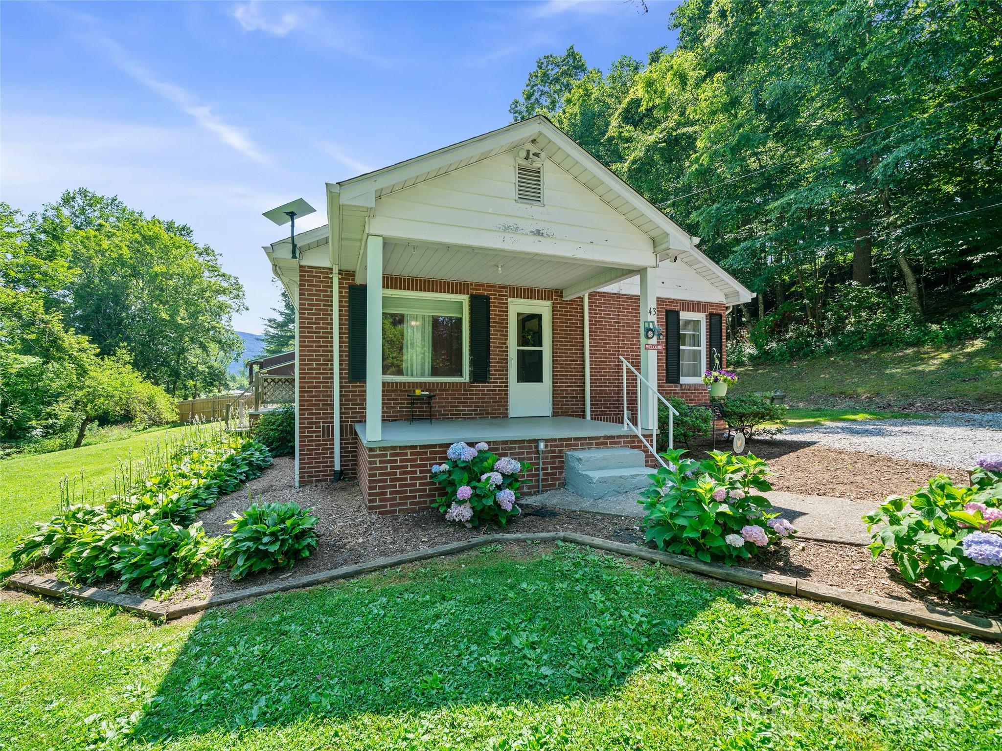 43 Jarrett Road Bakersville, NC 28705 - Photo 26 of 26 Gallery Image 26