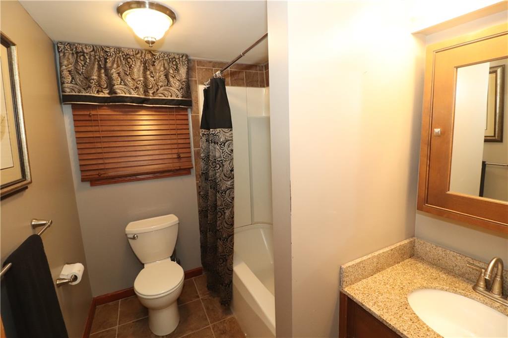 305 Shutt Road Greensburg, PA 15601 - Photo 8 of 18 Gallery Image 8