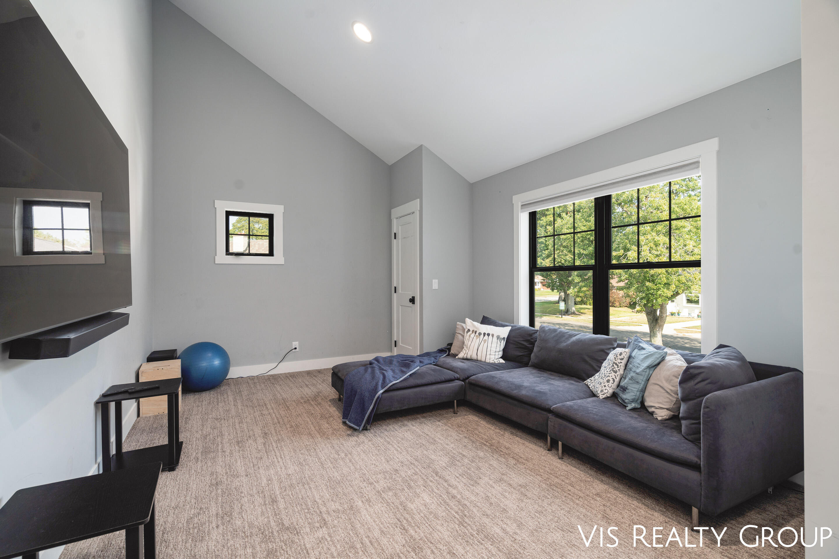 1607 Sheldon Road Grand Haven, MI 49417 - Photo 37 of 58 DSC09781