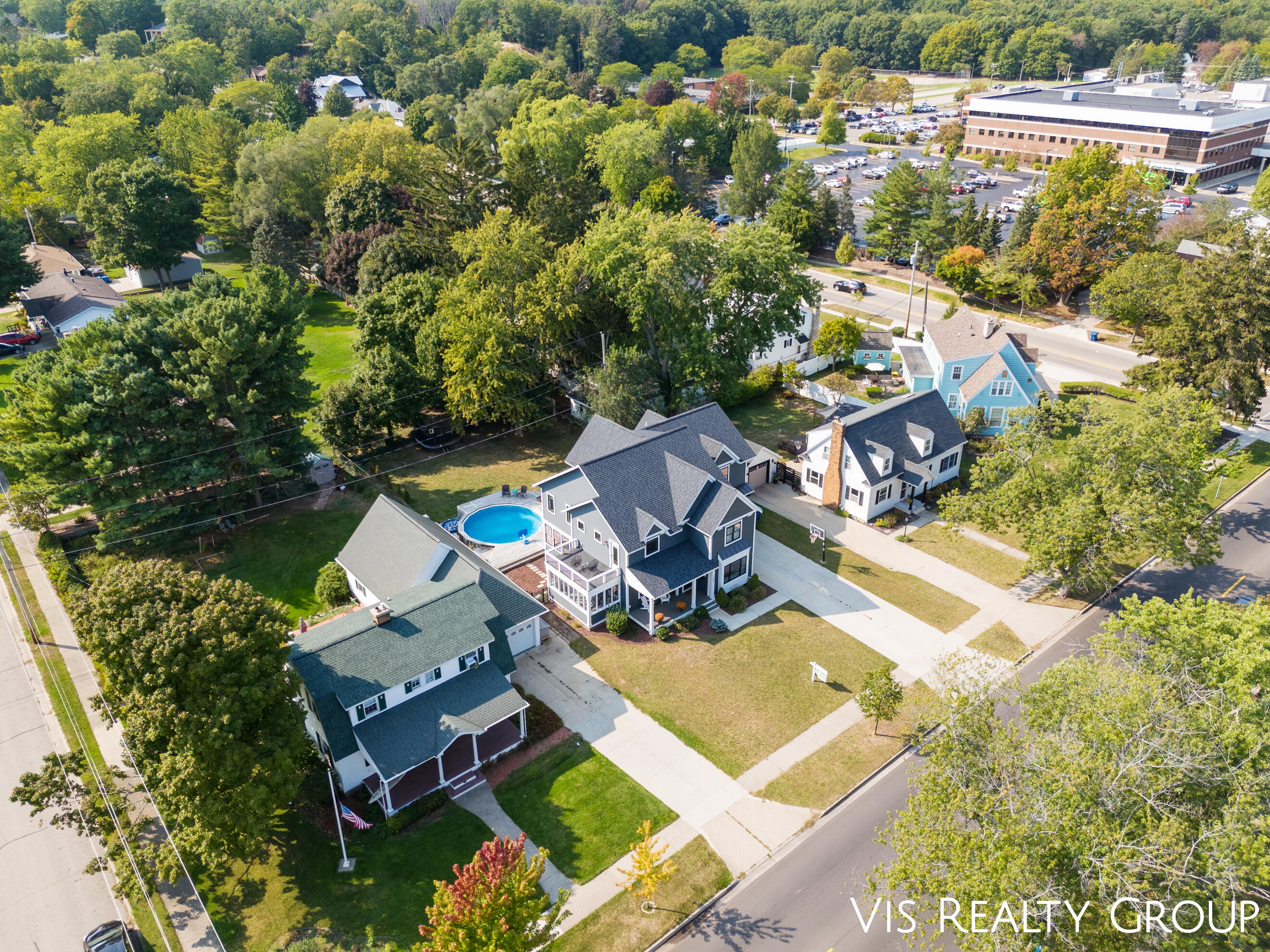 1607 Sheldon Road Grand Haven, MI 49417 - Photo 5 of 58 DJI_20240912160157_0315_D