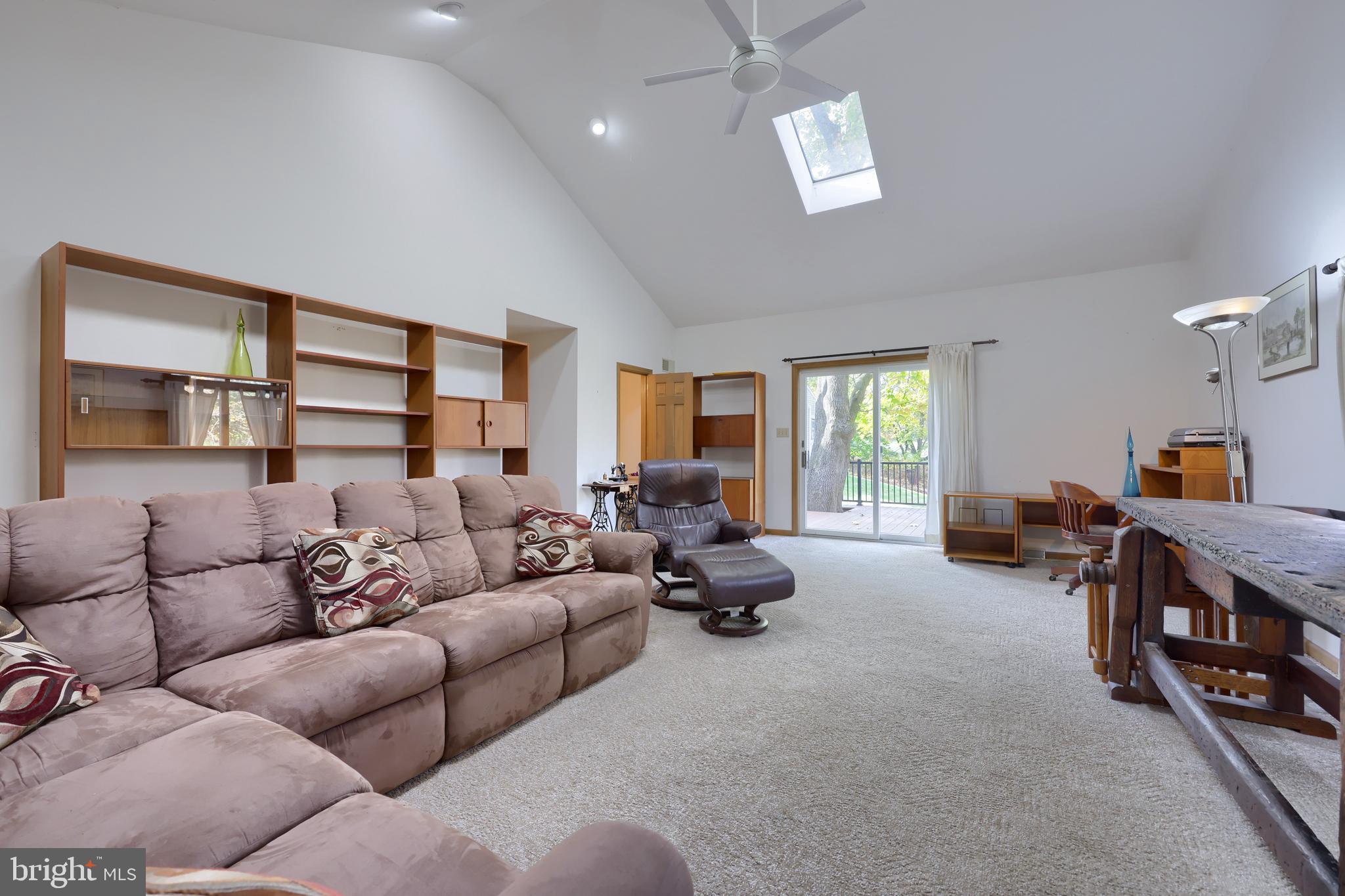925 Rabbit Hill Road Lititz, PA 17543 - Photo 15 of 52