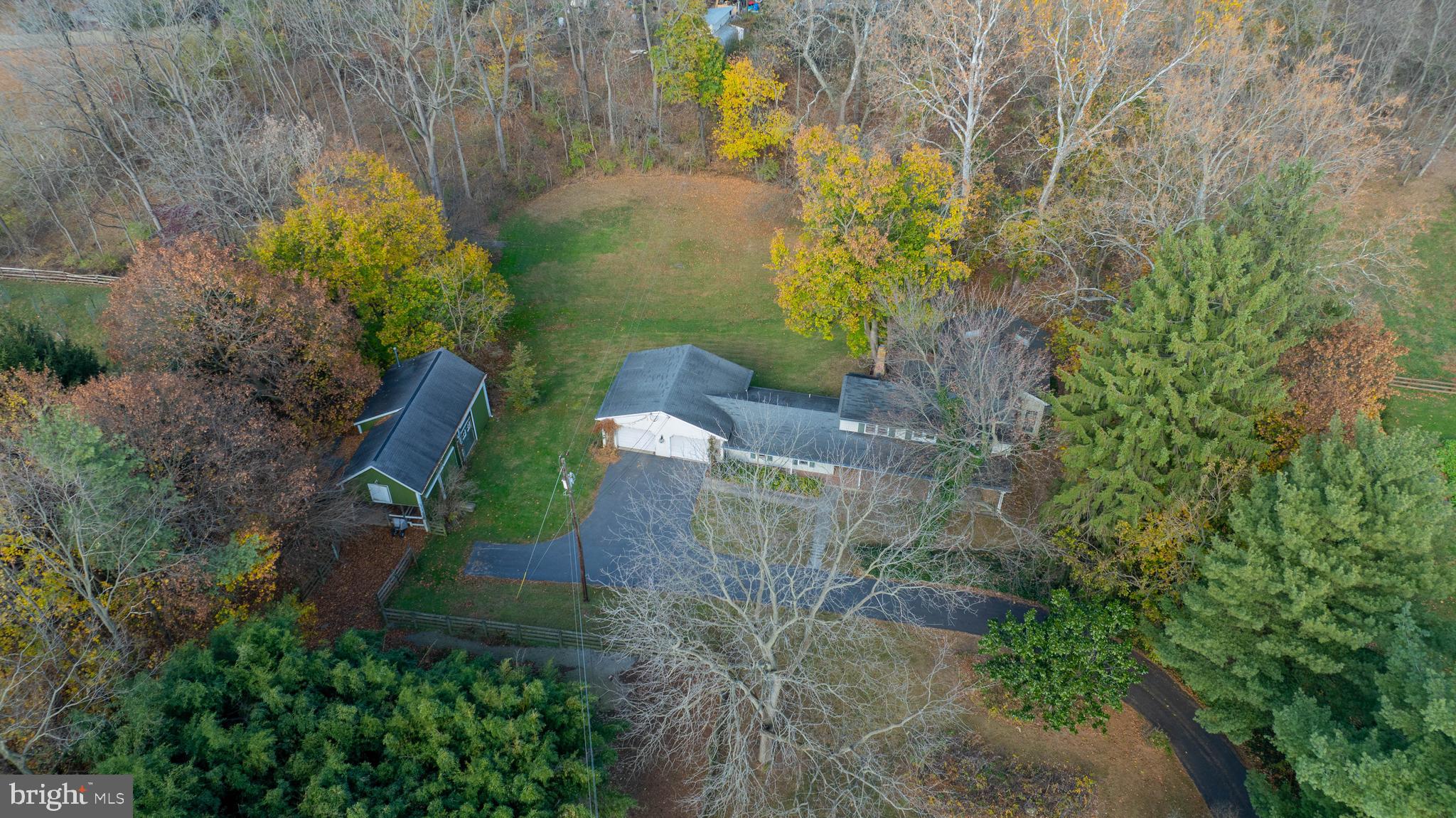 925 Rabbit Hill Road Lititz, PA 17543 - Photo 6 of 52