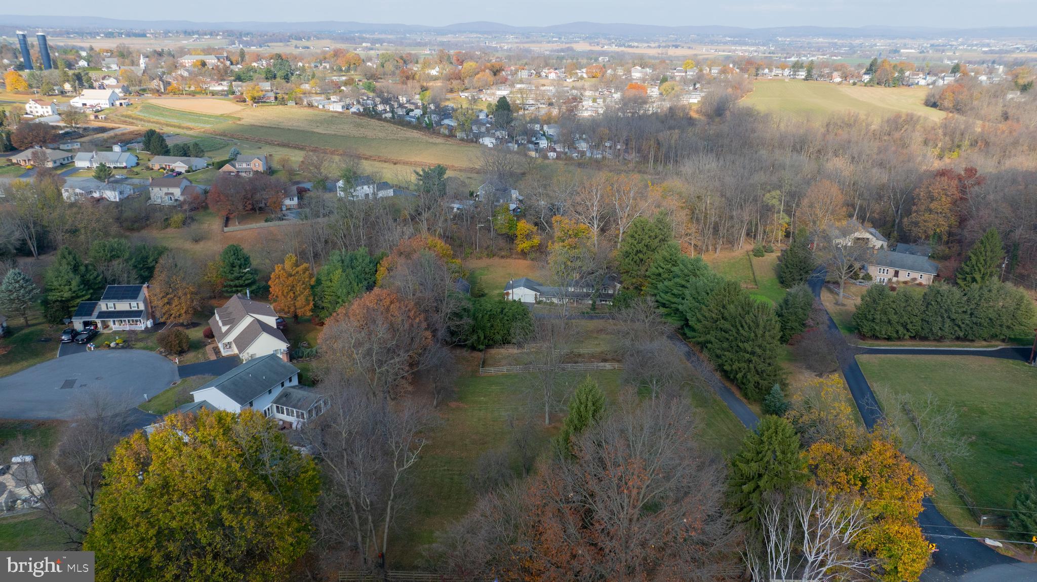 925 Rabbit Hill Road Lititz, PA 17543 - Photo 9 of 52