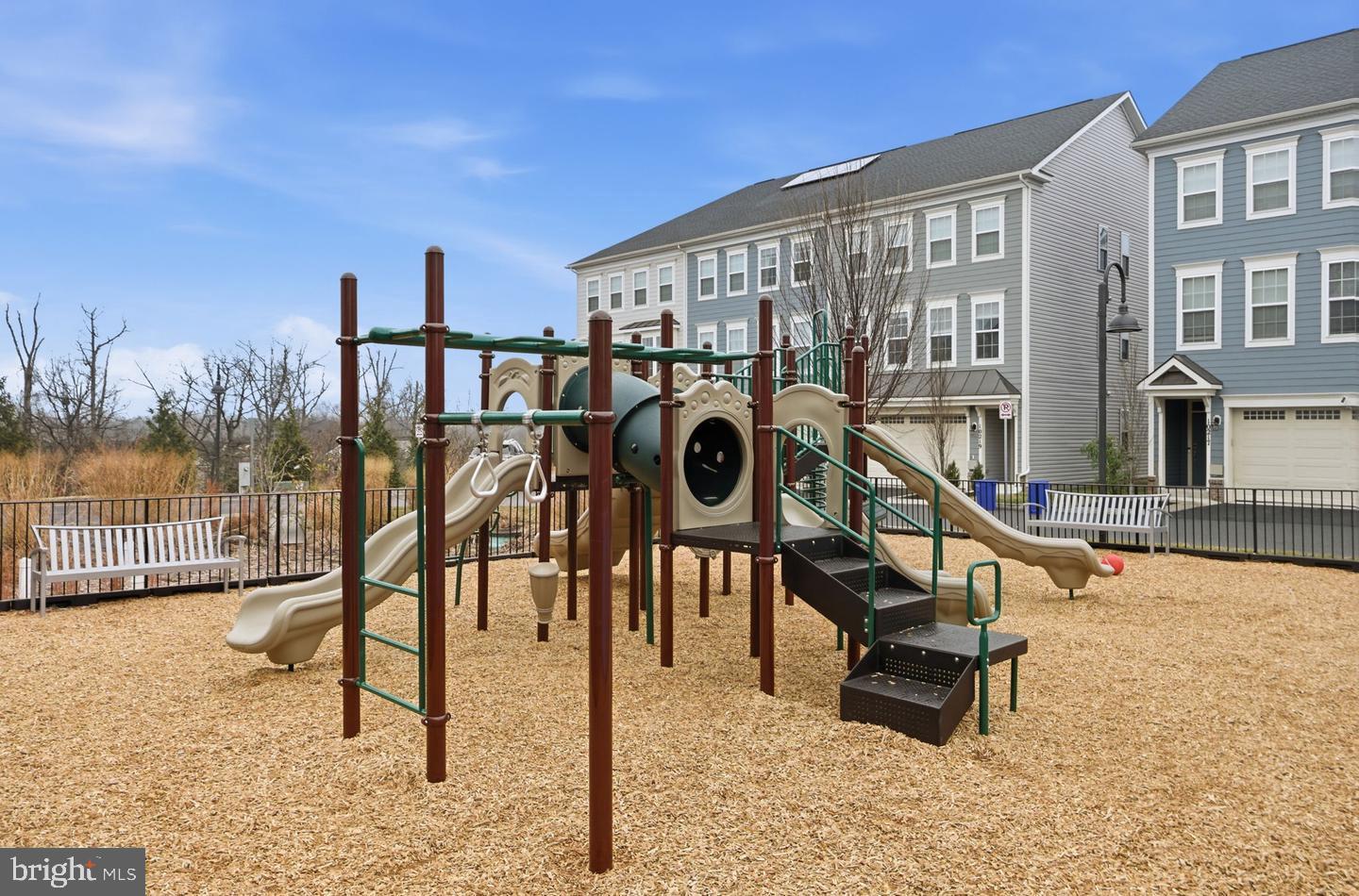 14247 Travilah Road Rockville, MD 20850 - Photo 84 of 100 Community Play Area
