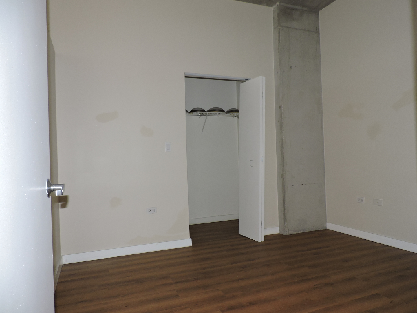235 West Van Buren Street, Unit 1714 Chicago, IL 60607 - Photo 11 of 32
