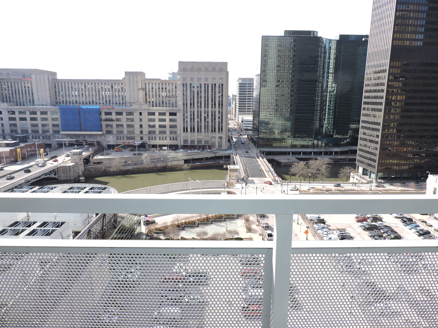 235 West Van Buren Street, Unit 1714 Chicago, IL 60607 - Photo 18 of 32