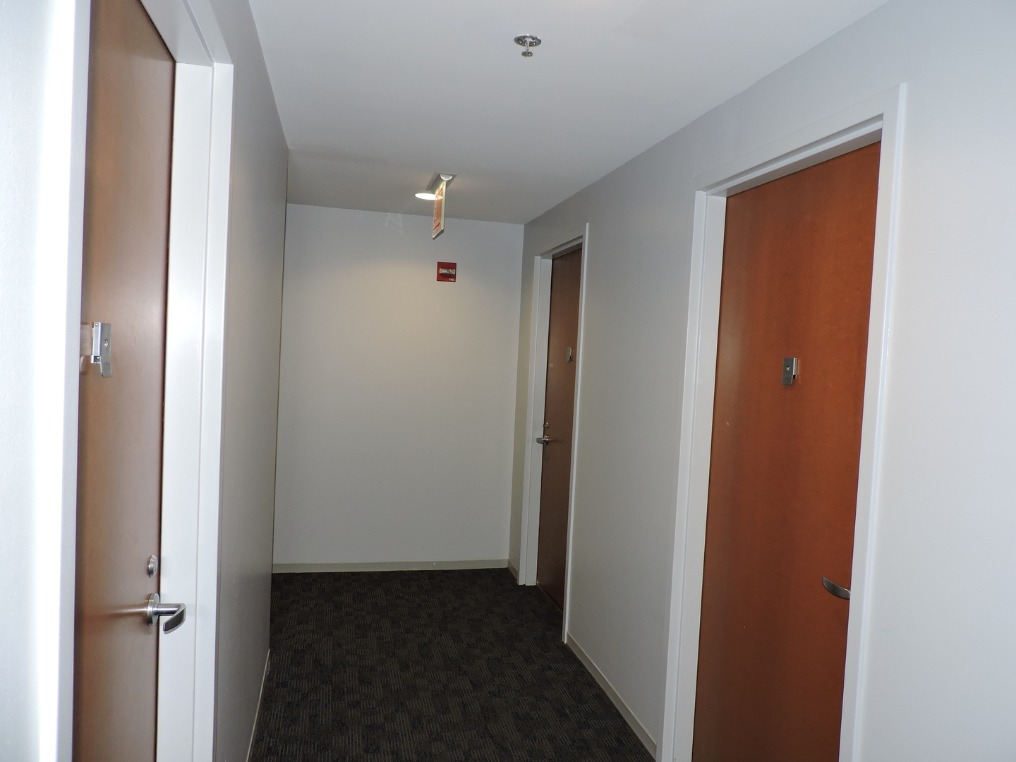 235 West Van Buren Street, Unit 1714 Chicago, IL 60607 - Photo 26 of 32