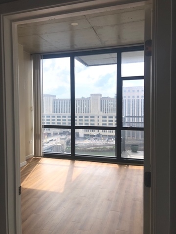 235 West Van Buren Street, Unit 1714 Chicago, IL 60607 - Photo 5 of 32