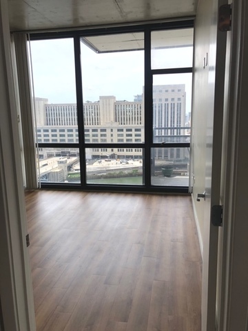 235 West Van Buren Street, Unit 1714 Chicago, IL 60607 - Photo 6 of 32
