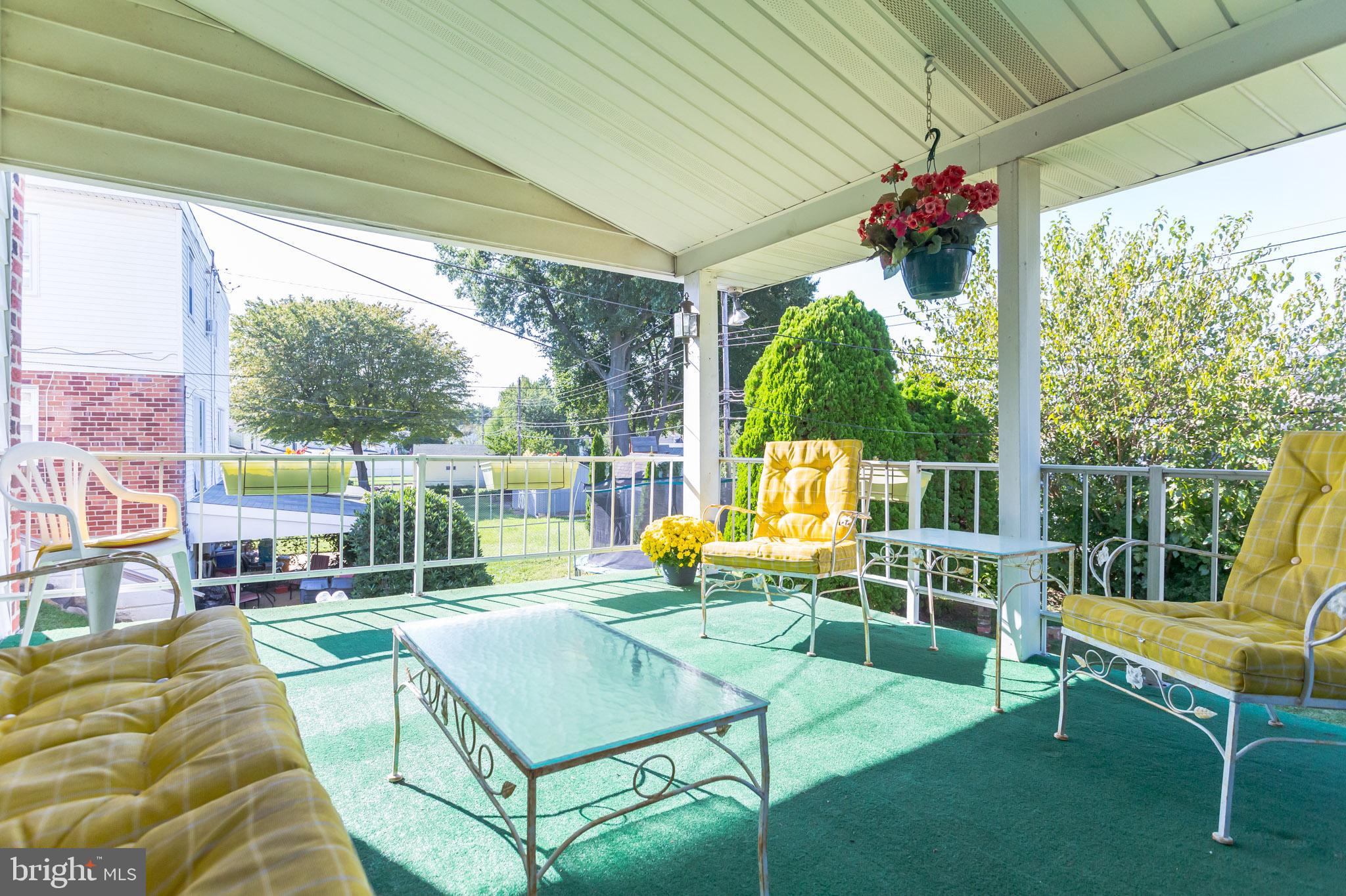 1160 Morefield Road Philadelphia, PA 19115 - Photo 13 of 31 Covered patio w skylight