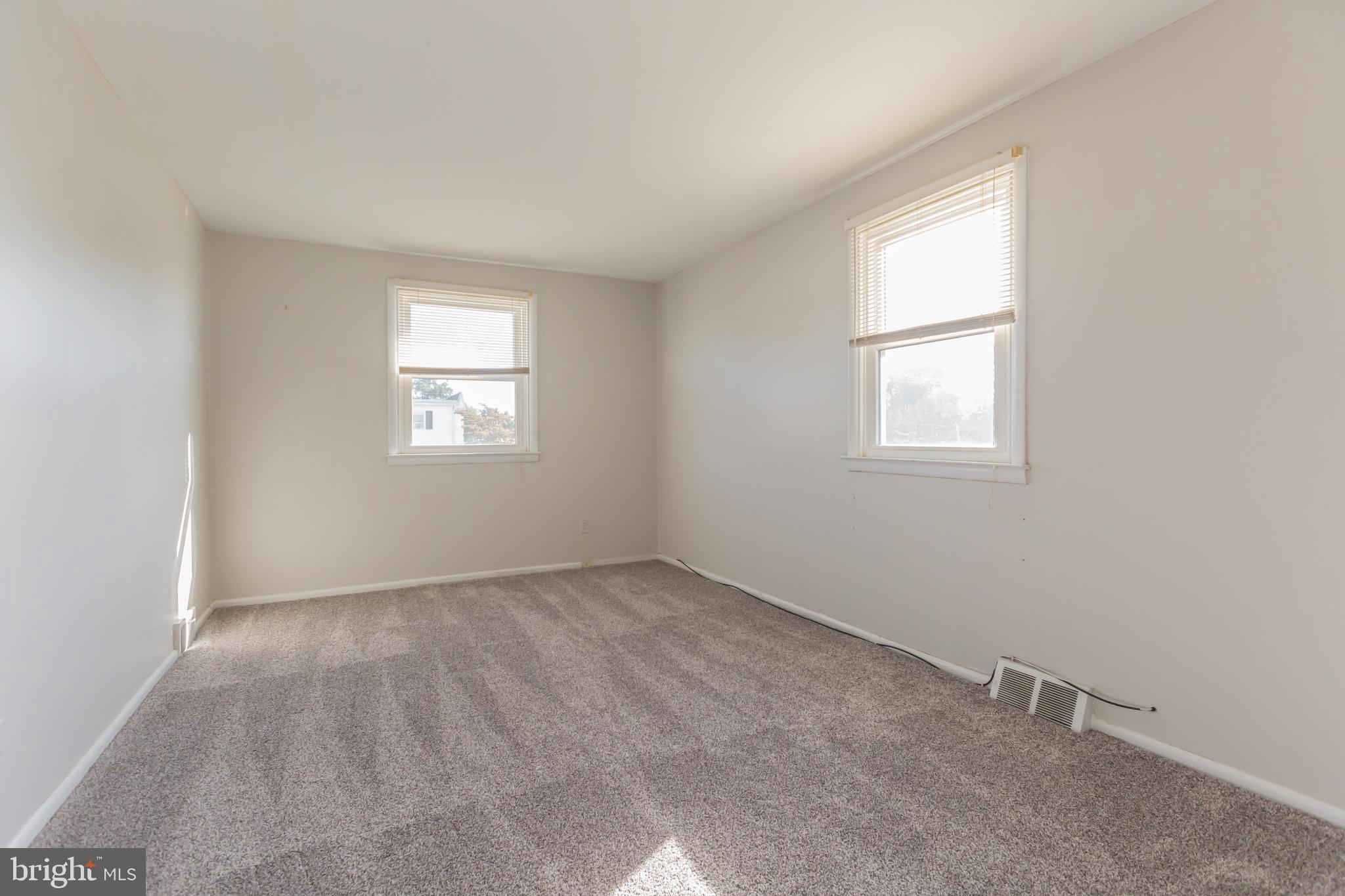 1160 Morefield Road Philadelphia, PA 19115 - Photo 20 of 31 Bedroom 3 w new carpet