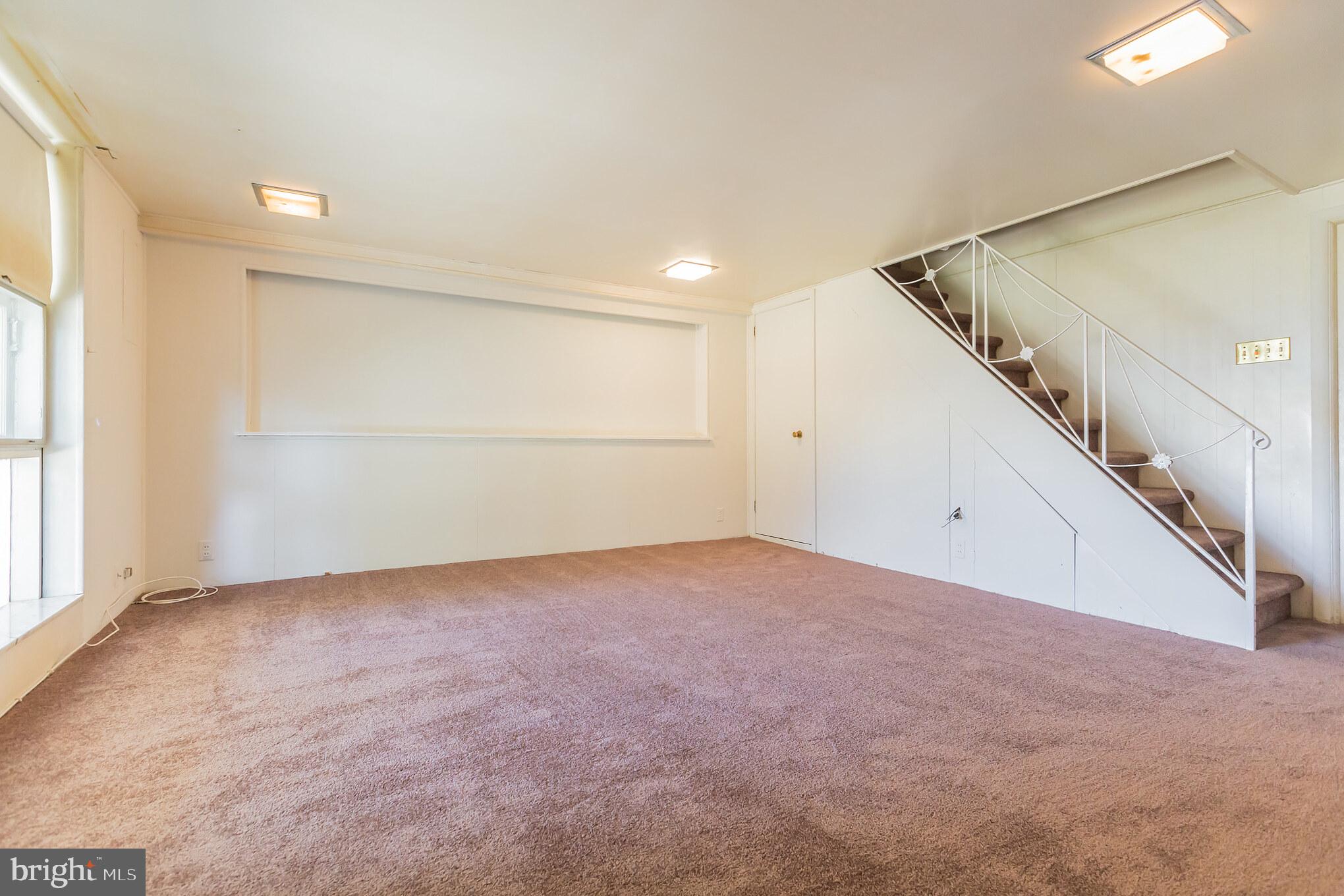 1160 Morefield Road Philadelphia, PA 19115 - Photo 23 of 31 Finished Basement w new carpet