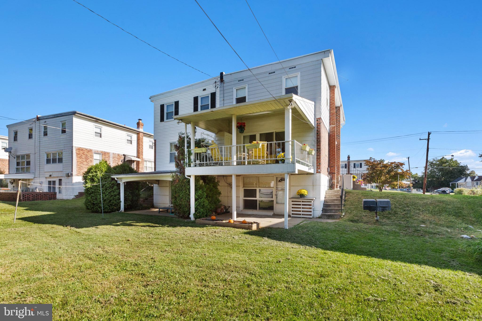 1160 Morefield Road Philadelphia, PA 19115 - Photo 28 of 31 View from backyard