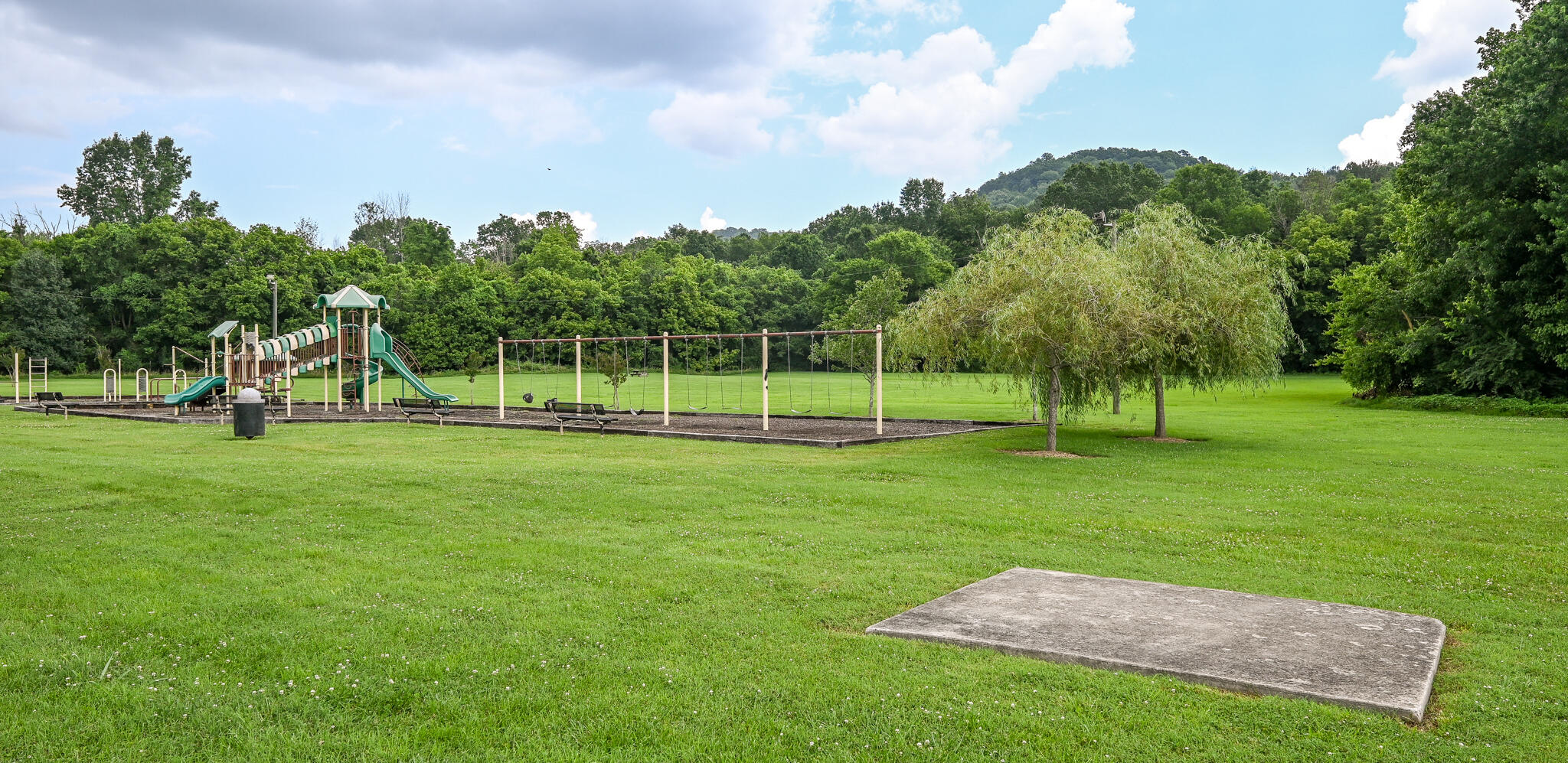 900 Mountain Creek Road, Unit P236 Chattanooga, TN 37405 - Photo 32 of 32 Playground