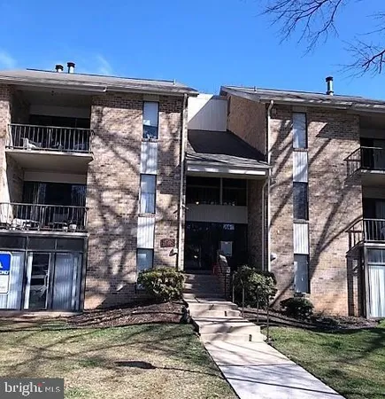 $1,900 | 5478 Cedar Lane, Unit A4, Columbia, MD 21044
