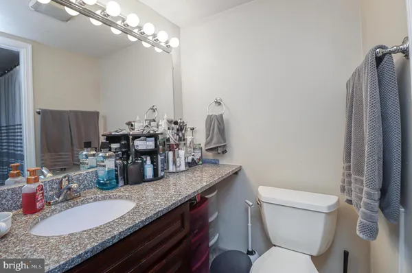 $1,900 | 5478 Cedar Lane, Unit A4, Columbia, MD 21044