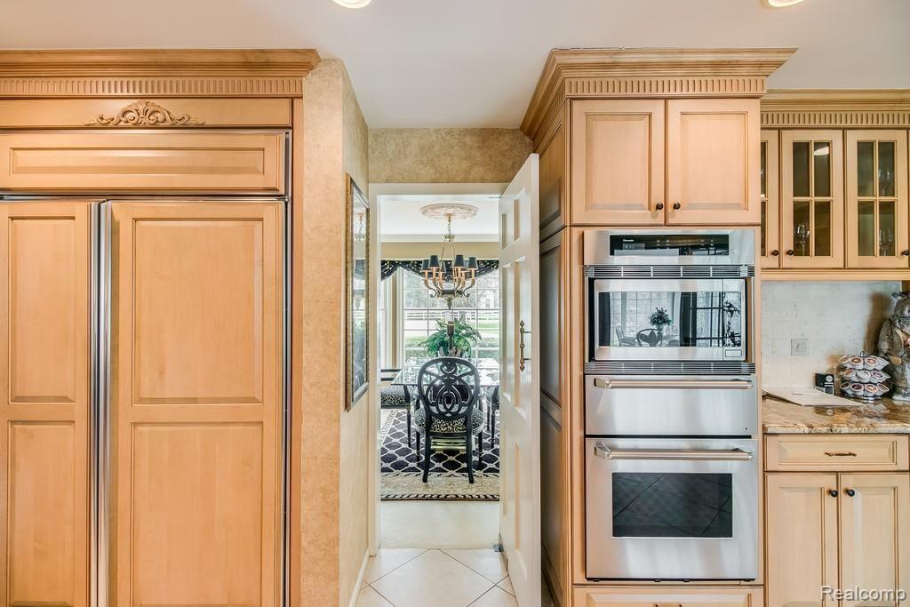 32400 Evergreen Road Beverly Hills, MI 48025 - Photo 10 of 71