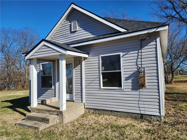 $45,000 | 118 South Oak Street, Mulberry, KS 66756