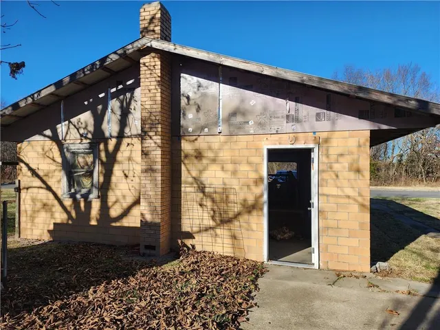 $45,000 | 118 South Oak Street, Mulberry, KS 66756