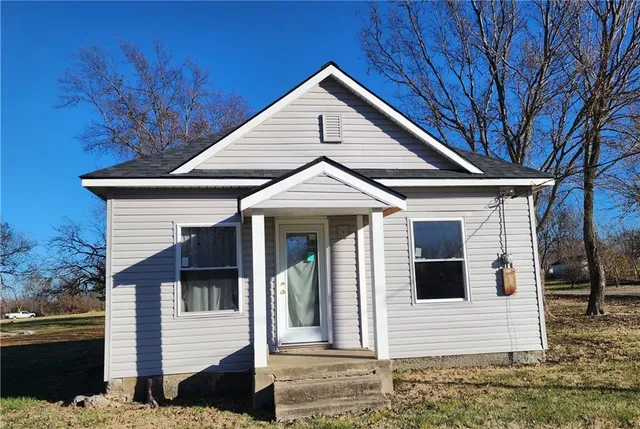$45,000 | 118 South Oak Street, Mulberry, KS 66756