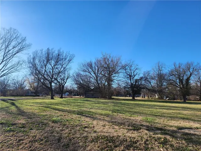 $45,000 | 118 South Oak Street, Mulberry, KS 66756