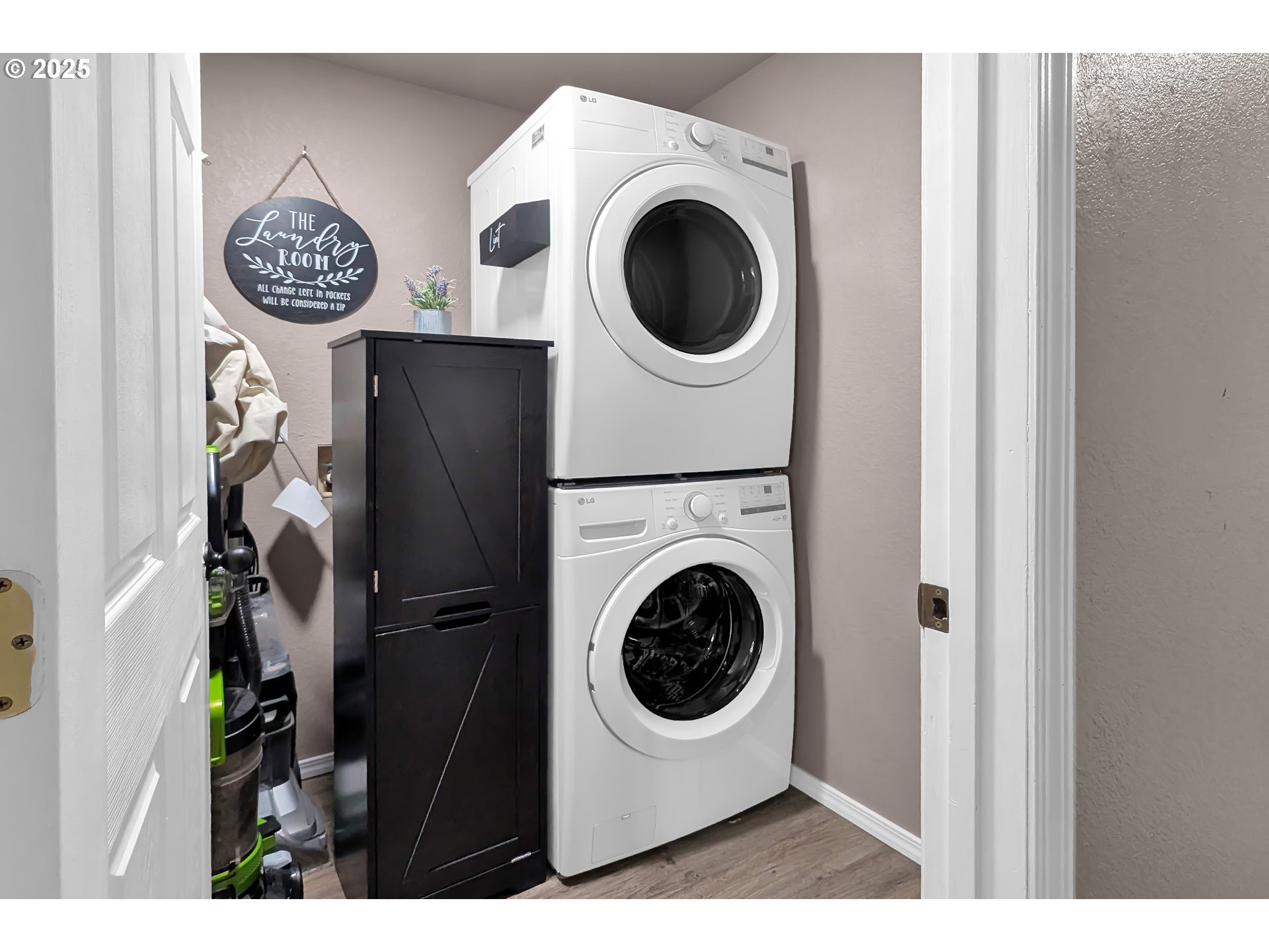 1300 Rolling Hills Road Roseburg, OR 97471 - Photo 18 of 27