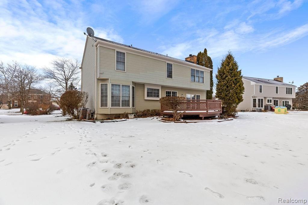 1562 Grandview Drive Rochester, MI 48306 - Photo 30 of 33