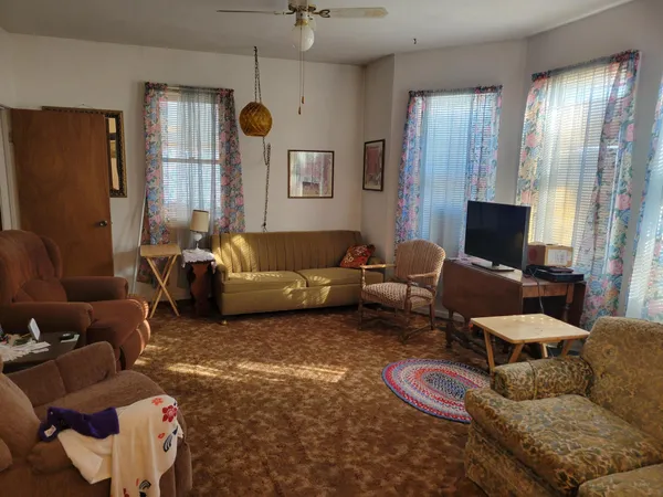 $90,000 | 105 2nd Street North, Karlstad, MN 56732