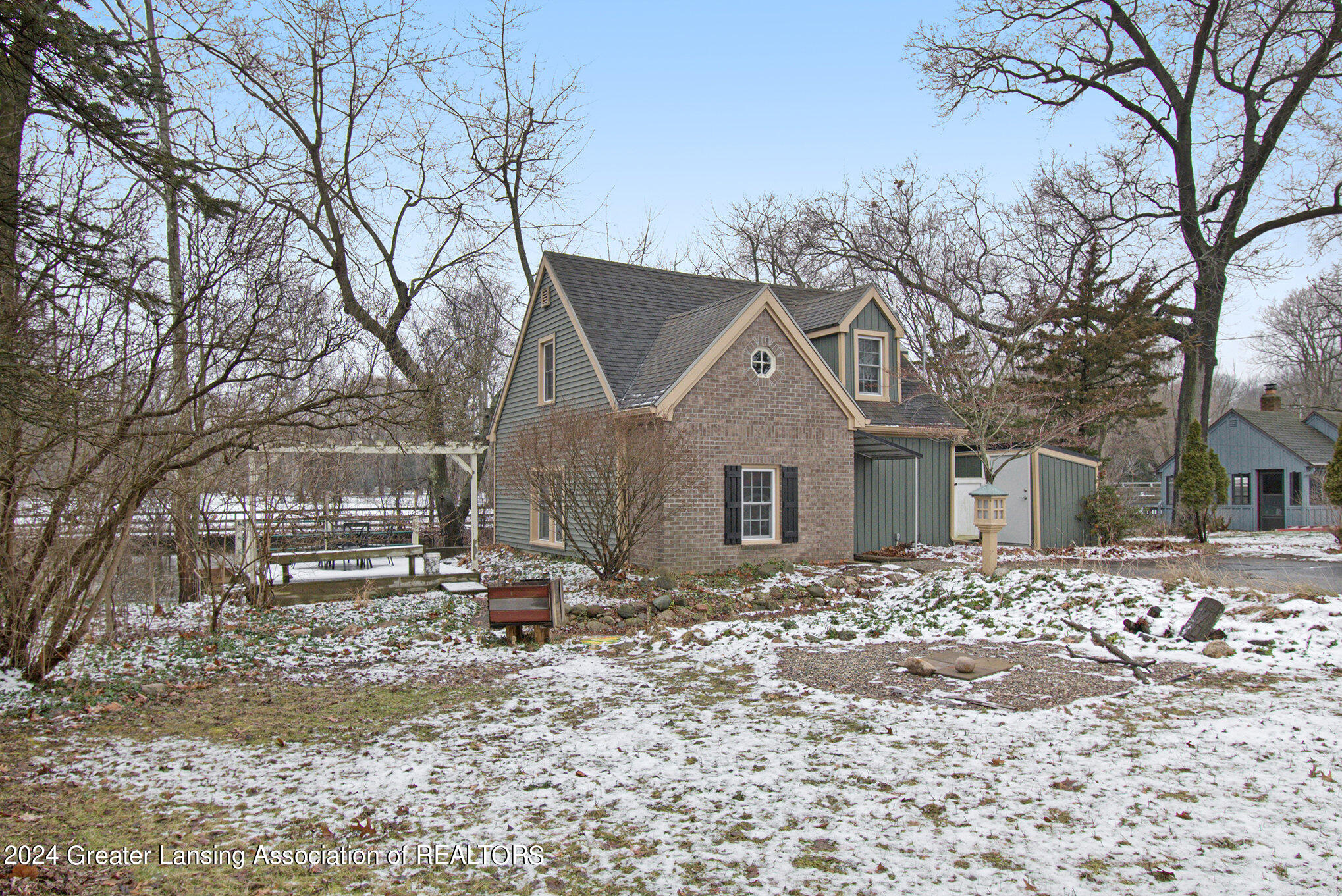 2343 Hamilton Road Okemos, MI 48864 - Photo 3 of 19 003_ndp3363