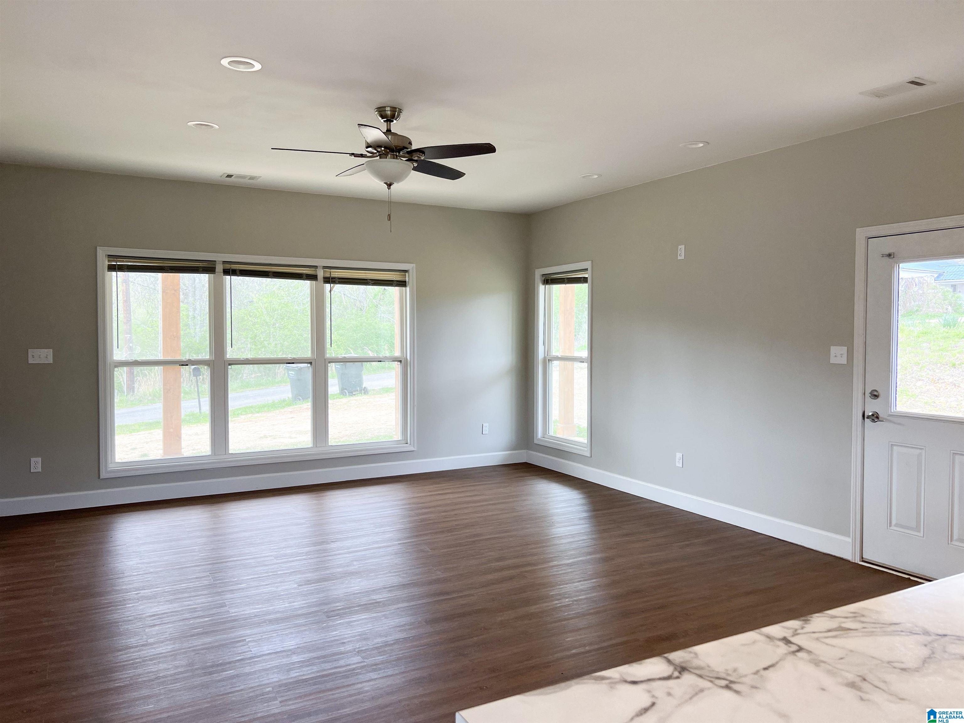 329 Southwest 2nd Street Roanoke, AL 36274 - Photo 18 of 43