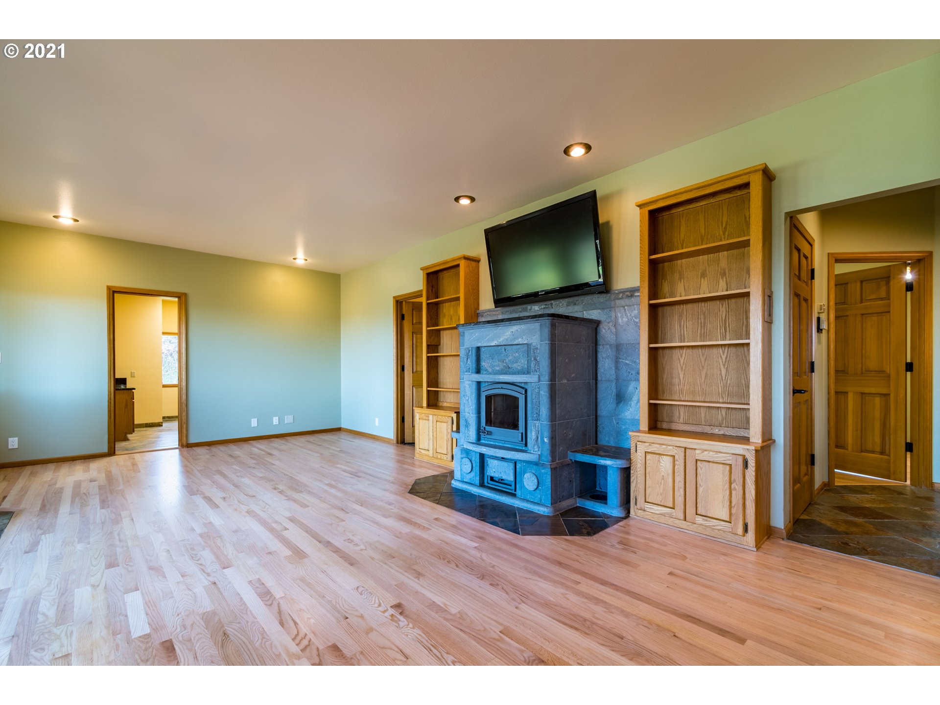33391 Craig Loop Cottage Grove, OR 97424 - Photo 16 of 32