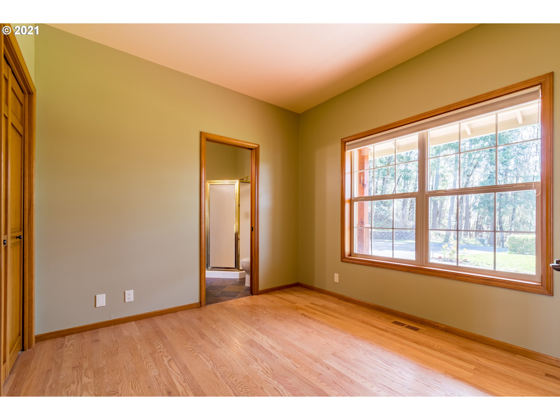 33391 Craig Loop Cottage Grove, OR 97424 - Photo 21 of 32