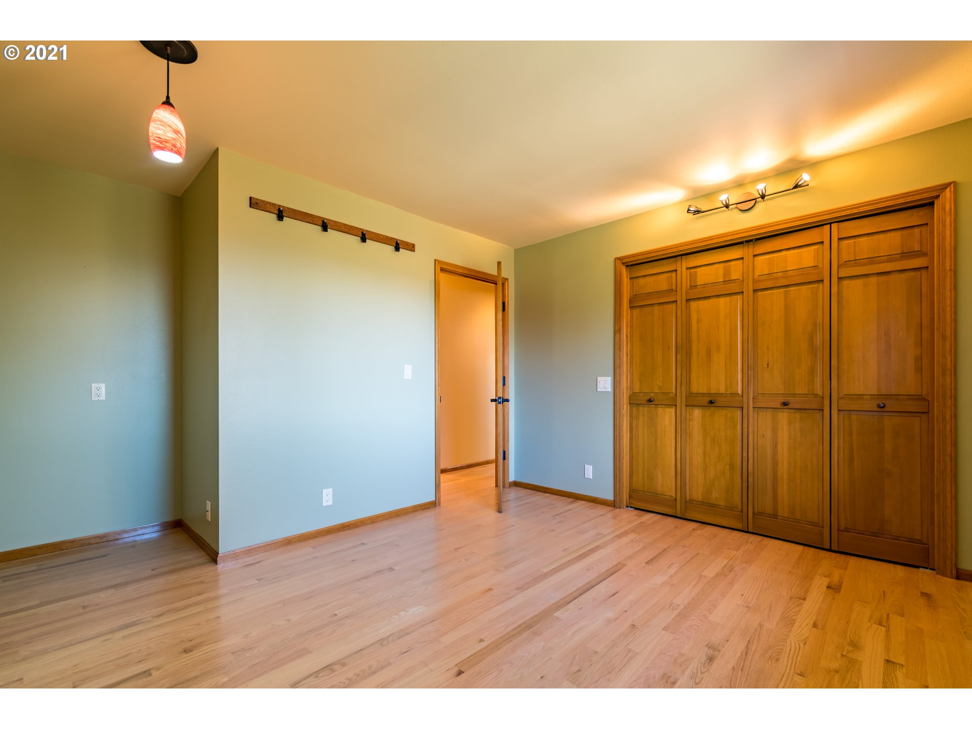 33391 Craig Loop Cottage Grove, OR 97424 - Photo 29 of 32