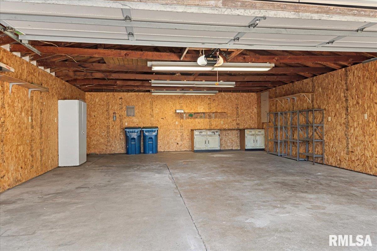 1915 Camden Street Springfield, IL 62702 - Photo 29 of 40