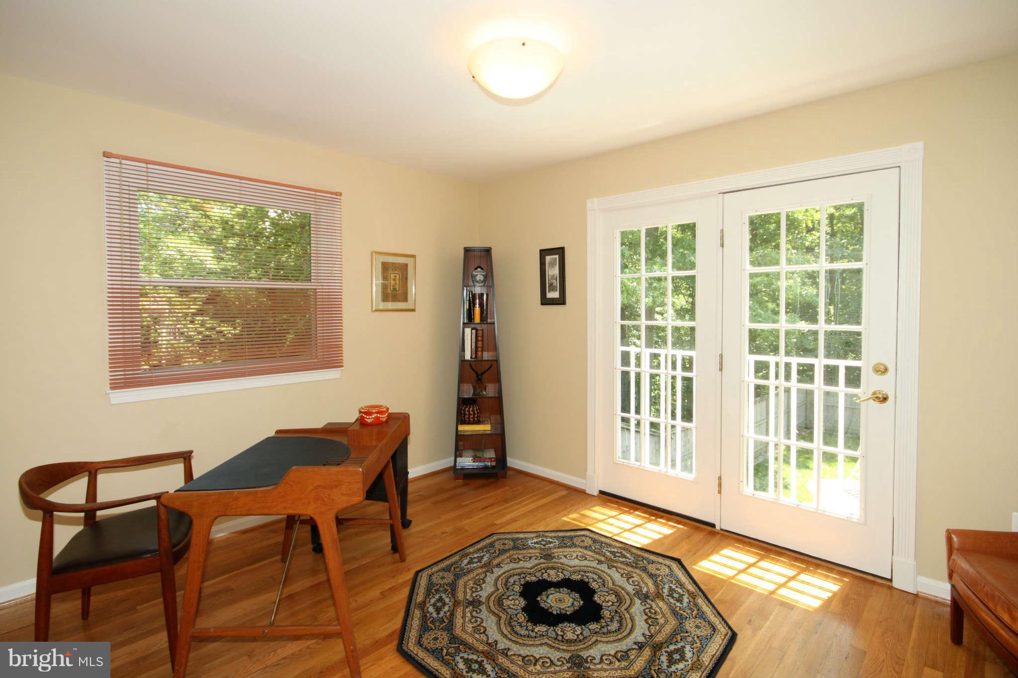 8201 Langbrook Road Springfield, VA 22152 - Photo 15 of 29 Bedroom